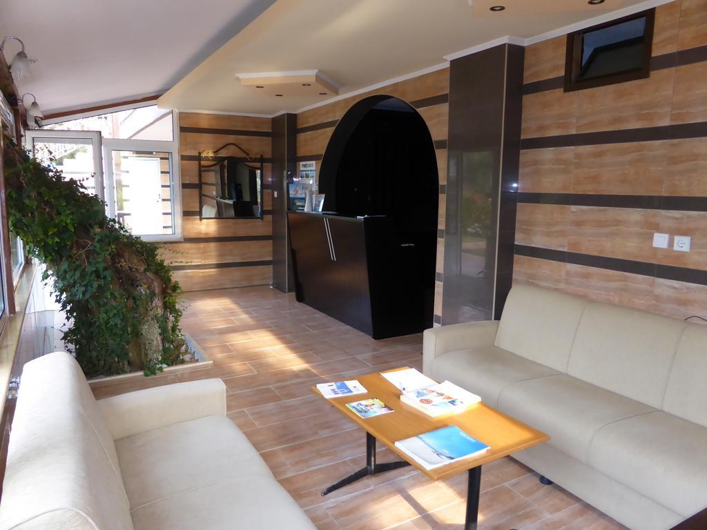 Porto Matina 호텔 메타모르포시 외부 사진