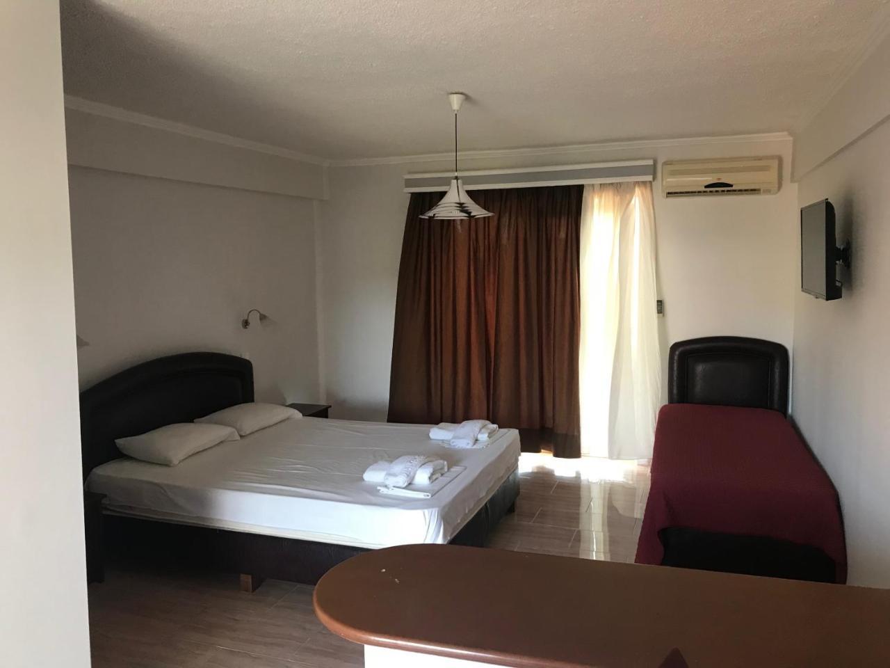 Porto Matina 호텔 메타모르포시 외부 사진